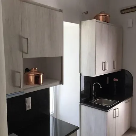 Paraporti Beach Apartment *