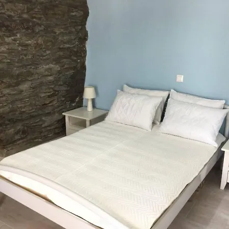 Paraporti Beach Apartment